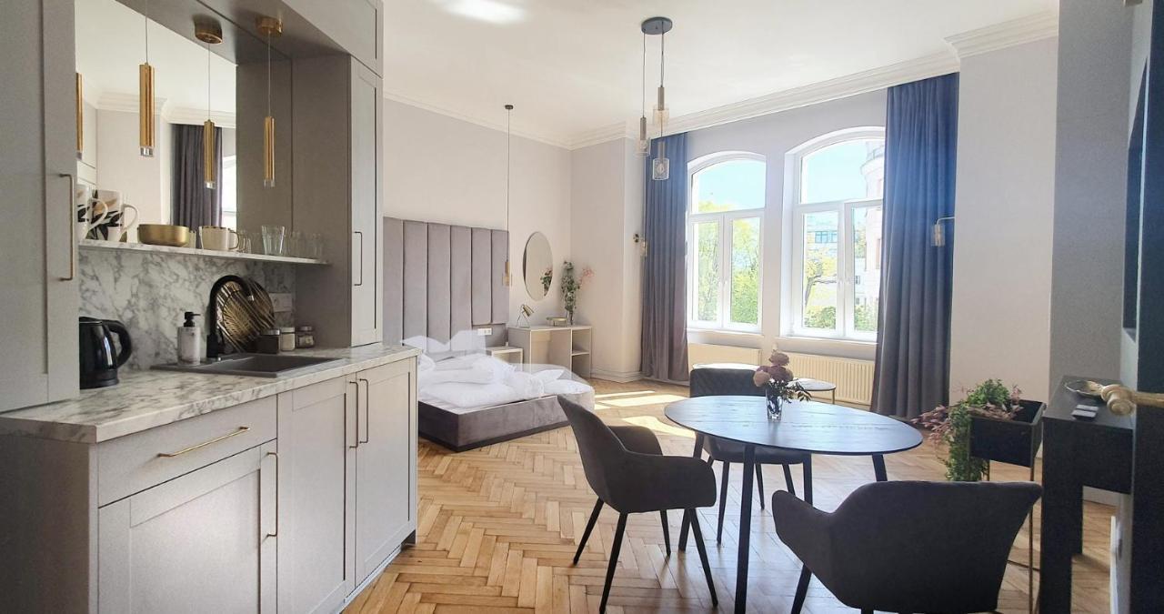 Dk Premium Ballady I Romanse Allenstein Exterior foto