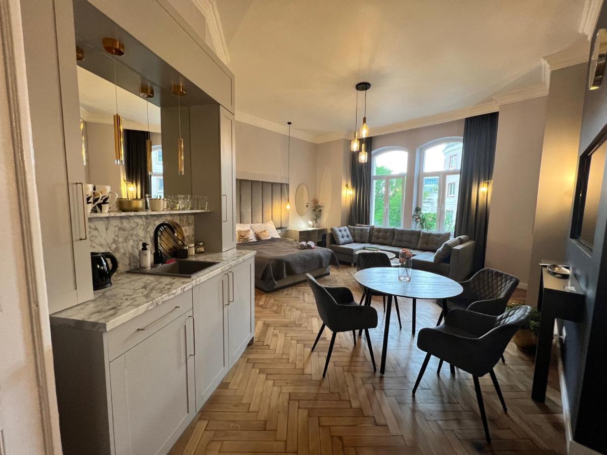 Dk Premium Ballady I Romanse Allenstein Exterior foto