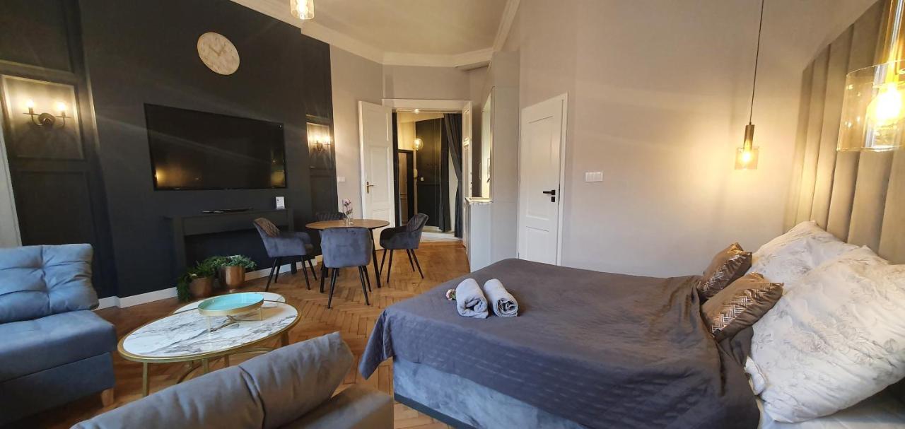 Dk Premium Ballady I Romanse Allenstein Exterior foto